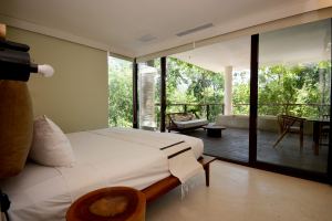 LUXURY CONDO WITH PRIVATE POOL IN AMELIA ALDEA ZAMA