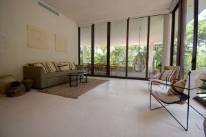 LUXURY CONDO WITH PRIVATE POOL IN AMELIA ALDEA ZAMA