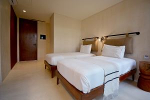 LUXURY CONDO WITH PRIVATE POOL IN AMELIA ALDEA ZAMA