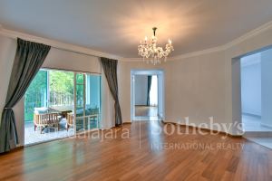 CASA ÁLAMOS | PUERTA DE HIERRO