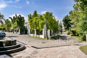 CASA ÁLAMOS | PUERTA DE HIERRO