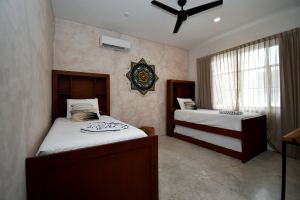 Casa Piedra | 3-Bedroom Townhouse – One Lock-Off