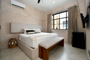 Casa Piedra | 3-Bedroom Townhouse – One Lock-Off