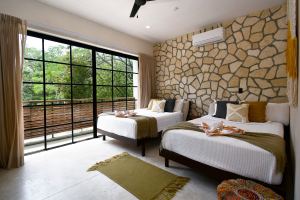 Casa Piedra | 3-Bedroom Townhouse – One Lock-Off