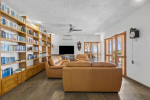 Casa Brisa del Mar | Charming oceanfront home with pool, Punta Pérula