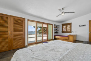 Casa Brisa del Mar | Charming oceanfront home with pool, Punta Pérula