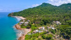 Villa Cormorán | Contemporary colonial elegance by the sea, Litibú
