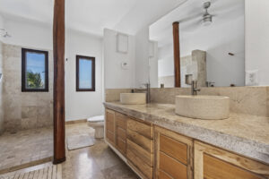 Villa Cormorán | Contemporary colonial elegance by the sea, Litibú