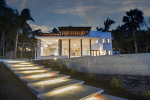 Villa Cormorán | Contemporary colonial elegance by the sea, Litibú
