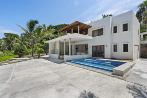 Villa Cormorán | Contemporary colonial elegance by the sea, Litibú