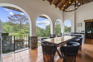 Los Alipuses | Colonial Charm in the Sierra of San Sebastián del Oeste