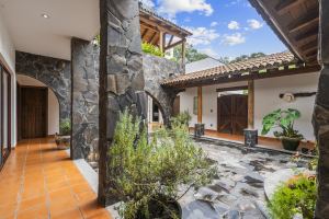 Los Alipuses | Colonial Charm in the Sierra of San Sebastián del Oeste