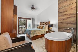 Casa La Puntilla | Oceanfront Residence in La Cruz de Huanacaxtle