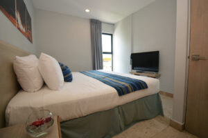SUNSET SUITES HOTEL