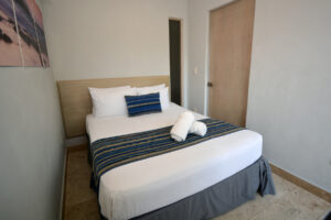 SUNSET SUITES HOTEL