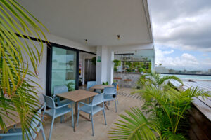 SUNSET SUITES HOTEL
