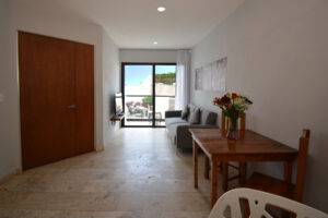 SUNSET SUITES HOTEL