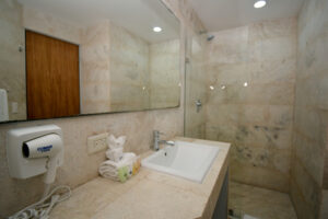 SUNSET SUITES HOTEL