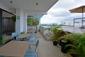 SUNSET SUITES HOTEL