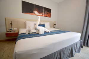 SUNSET SUITES HOTEL