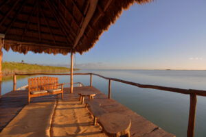 BEACHFRONT VILLA AQUA