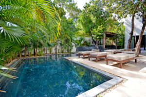 SUCCESSFUL AND SOPHISTICATED VILLA COMPOUND IN TULUM CENTRO