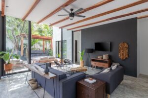 SUCCESSFUL AND SOPHISTICATED VILLA COMPOUND IN TULUM CENTRO