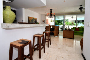 Aluxes House