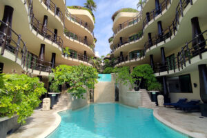 CONDO HOTEL OCEANFRONT PENTHOUSE
