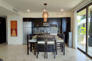 CONDO HOTEL OCEANFRONT PENTHOUSE