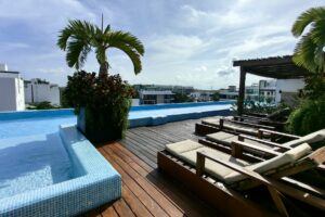 CENTRALLY LOCATED ONE-BEDROOM APARTMENT