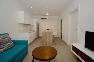 CENTRALLY LOCATED ONE-BEDROOM APARTMENT