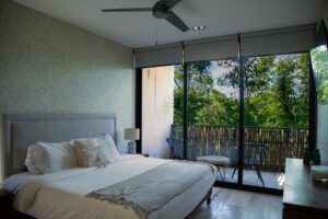 LUXURY JUNGLE TOWNHOUSE