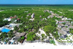 BEACHFRONT LOT – A PARADISE OF WHITE SAND