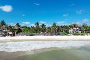BEACHFRONT LOT – A PARADISE OF WHITE SAND