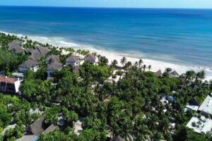 BEACHFRONT LOT – A PARADISE OF WHITE SAND
