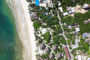 BEACHFRONT LOT – A PARADISE OF WHITE SAND