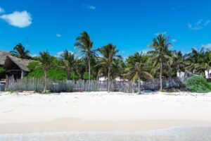 BEACHFRONT LOT – A PARADISE OF WHITE SAND