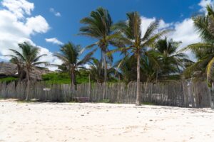 BEACHFRONT LOT – A PARADISE OF WHITE SAND