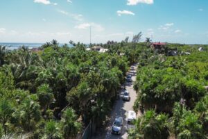BEACHFRONT LOT – A PARADISE OF WHITE SAND
