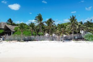 BEACHFRONT LOT – A PARADISE OF WHITE SAND