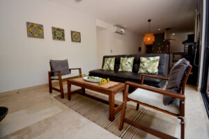 EXQUISITE 3 BEDS PH IN THE HEART OF ENCHANTING TULUM