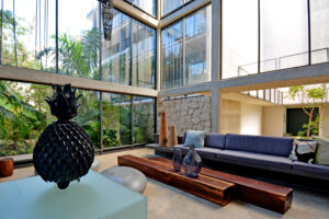 TWO BEDROOMS LOCK-OFF LARGE BALCONY