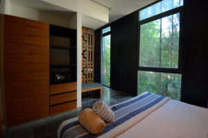 TWO BEDROOMS LOCK-OFF LARGE BALCONY