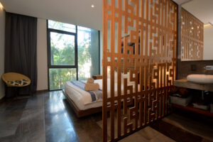 TWO BEDROOMS LOCK-OFF LARGE BALCONY