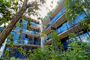 TWO BEDROOMS LOCK-OFF LARGE BALCONY