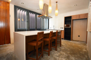 EXCLUSIVE TOWNHOUSE WITH ROOFTOP TERRACE AND DOUBLE POOL