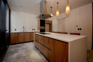 EXCLUSIVE TOWNHOUSE WITH ROOFTOP TERRACE AND DOUBLE POOL