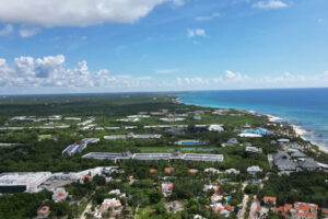 MIXED USE LOT JUST STEPS FROM THE BEACH