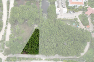 MIXED USE LOT JUST STEPS FROM THE BEACH